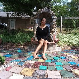 Meet your Posher, Litzi